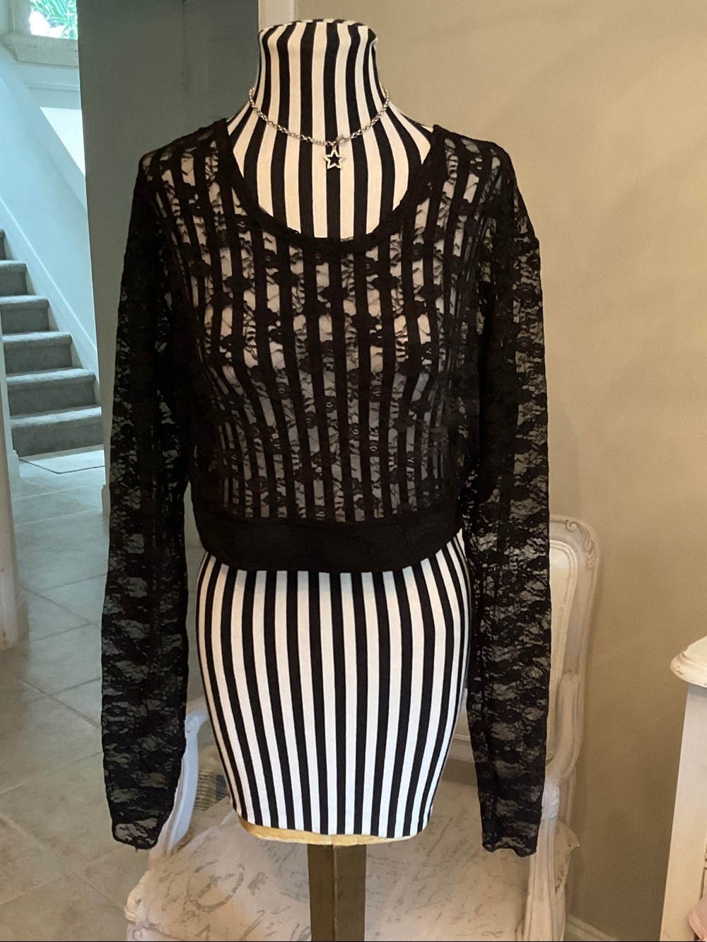 Women's Black Lace Long-Sleeve Sheer Crop Dress